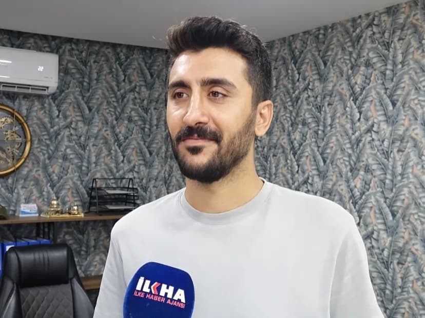 CEZERİ ROBOTECH bilişim uzmanı, siber suçlar ve dijital dolandırıcılık konusunda basına açıklama yaparken