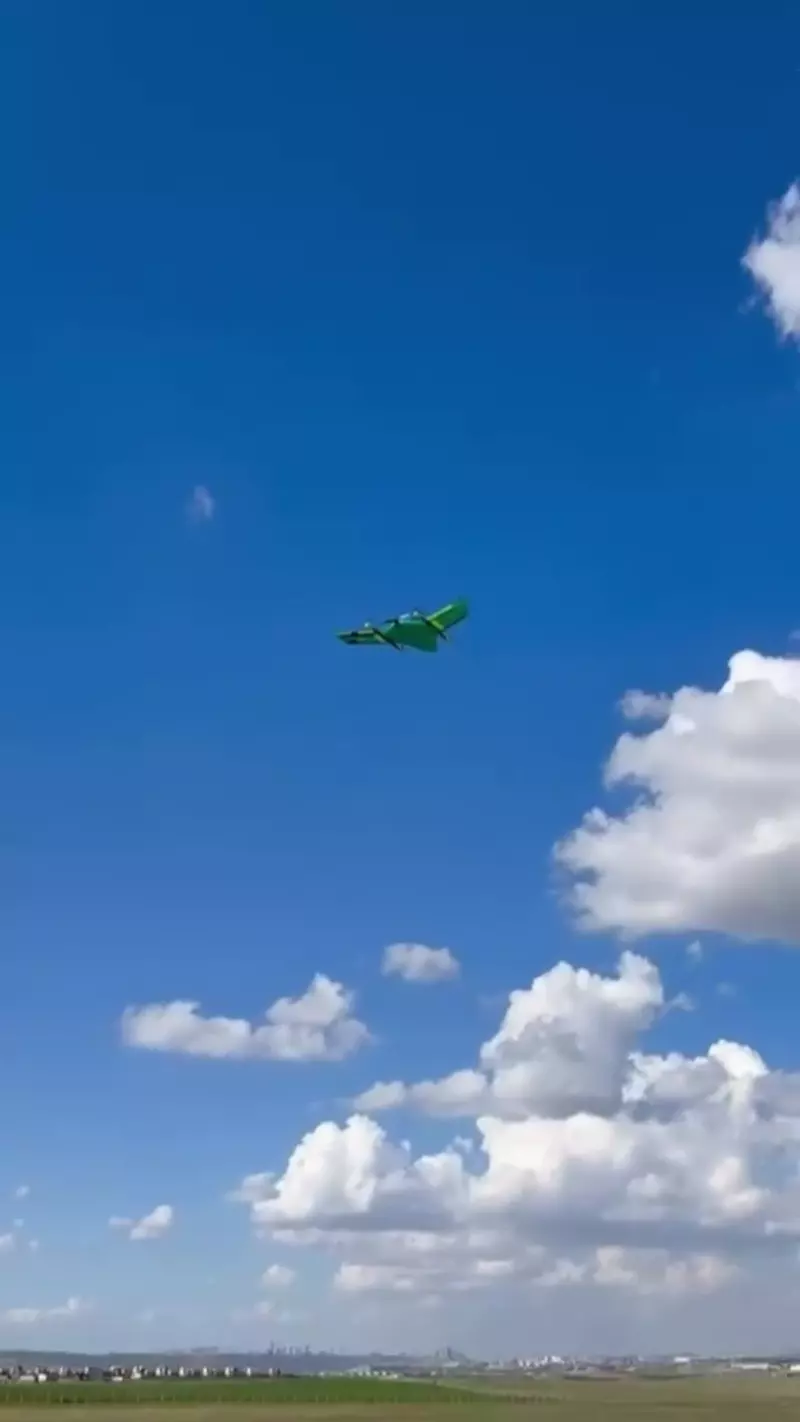 CEZERİ ROBOTECH öğrencilerinin ürettiği Simurgh-24 sabit kanatlı İHA'nın ilk kalkış ve uçuş testi